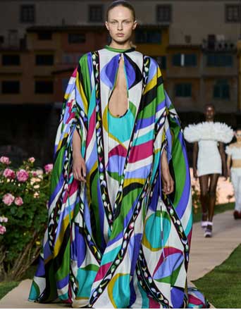 Current trends in clothing: Splashes of Bold, Hues and Patterns