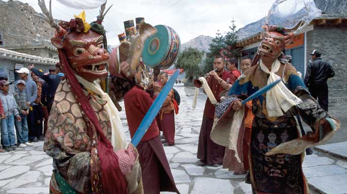 Mani Rimdu dance: A vibrant display by Sherpa's cultural traditions.