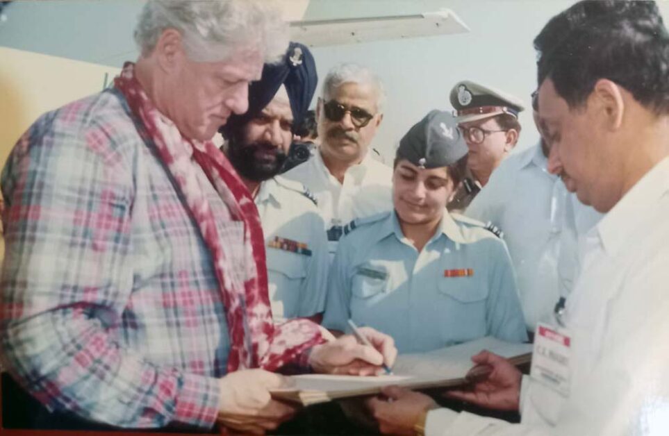 Group Captain Bhavana Mehra meeting Bill Clinton during an official event